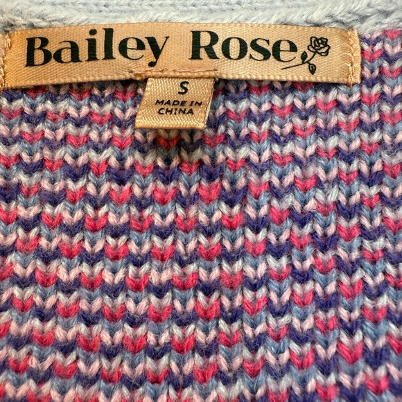Retro inspired Bailey Rose Women's Sweater - Picture 2 of 4
